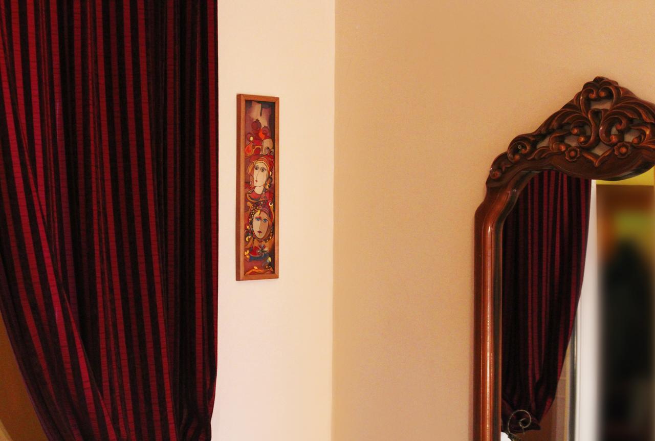 Vivid 2 Bedroom Apt. Yerevan Exterior photo